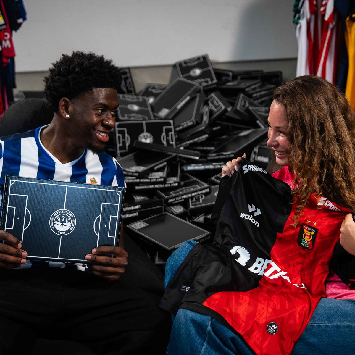 Premium Football Shirt Mystery Box (test) voetbaltenues Mystershirt