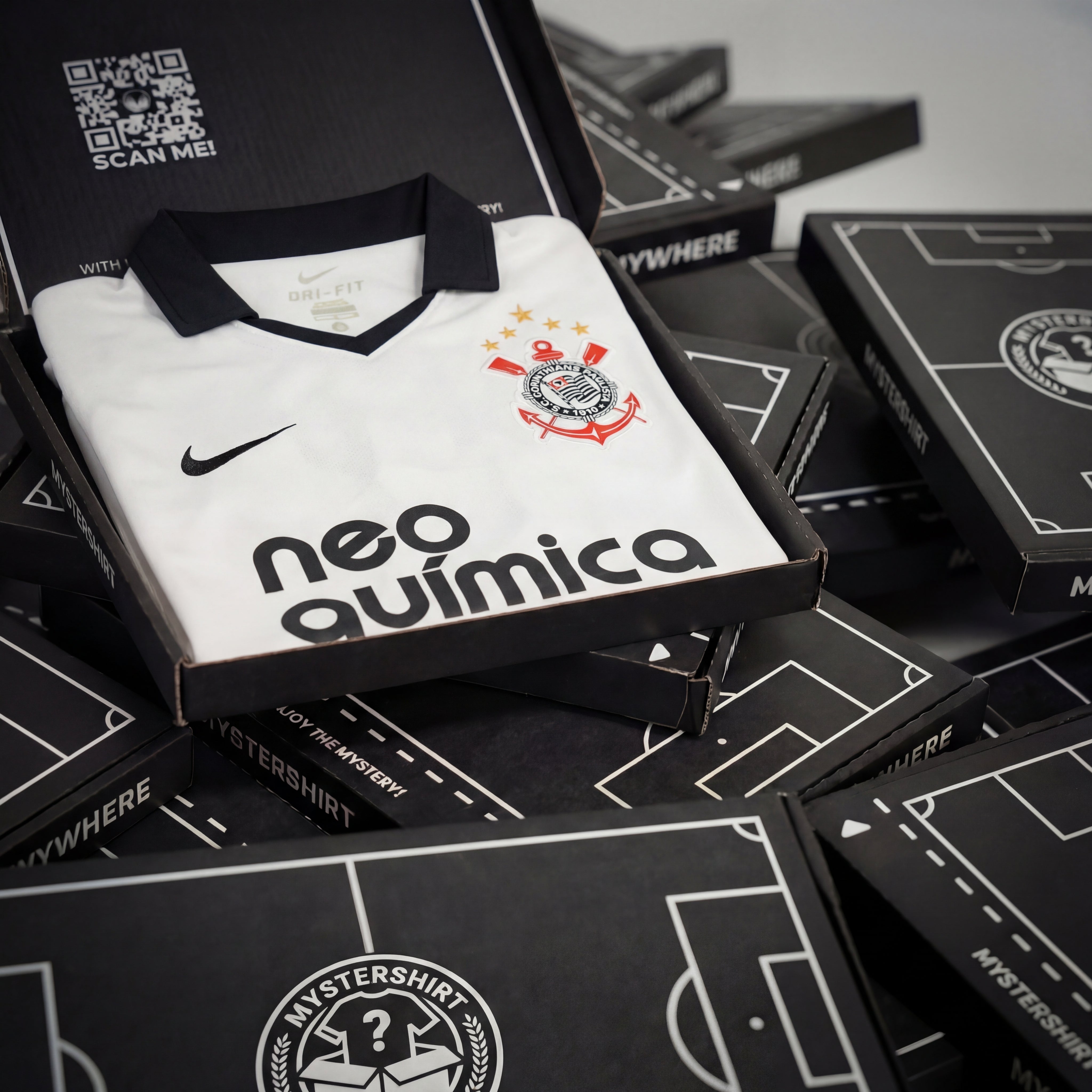 Worldwide Football Shirt Mystery Box 🌍 voetbaltenues Mystershirt