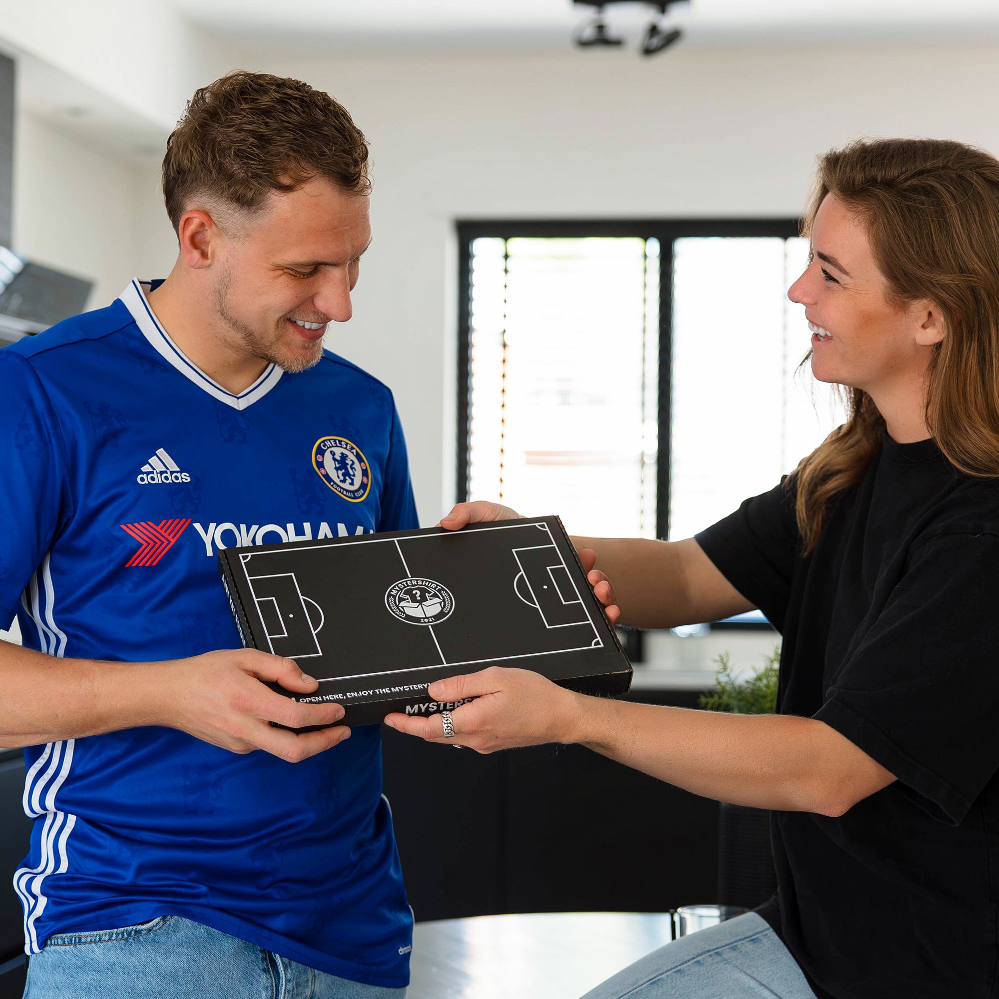Retro Football Shirt Mystery Box Mystershirt