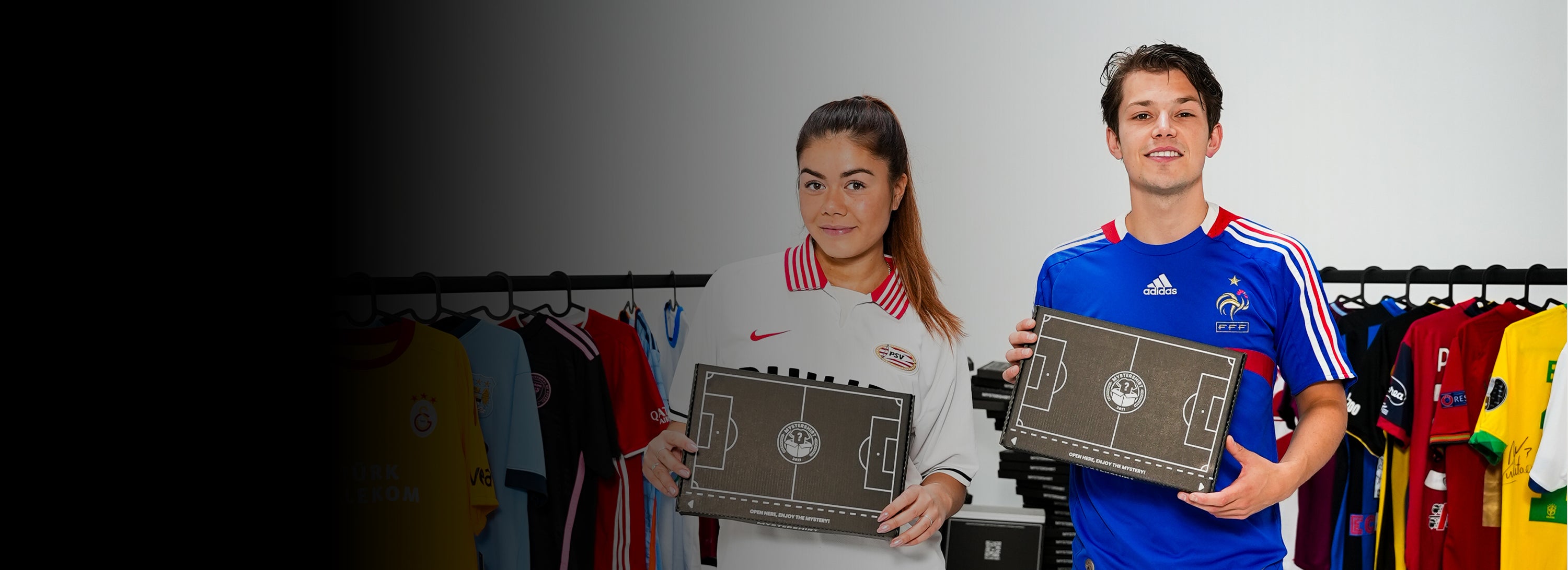 MYSTERY BOX CAMISETAS DE FUTBOL - (5 a 8 camisetas al azar MYSTERY BOX CAMISETAS DE FUTBOL - (5 a 8 camisetas al azar